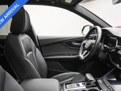 Used 2019 Audi Q8 Premium w/ Convenience Package image 47