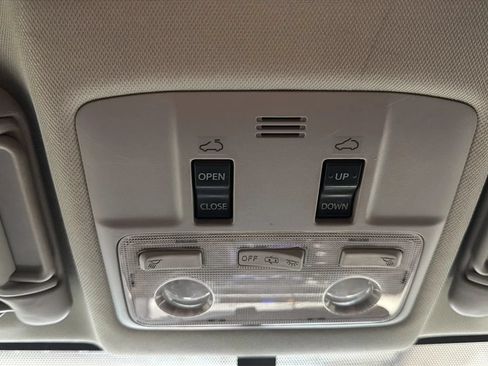 Used 2014 Toyota RAV4 XLE AWD/4WD image 21