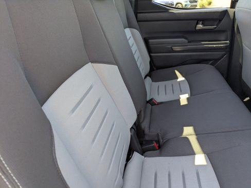 Used 2024 Toyota Tacoma TRD Sport AWD/4WD image 14