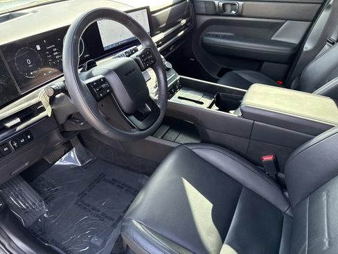 Used 2025 Hyundai Santa Fe Calligraphy image 24