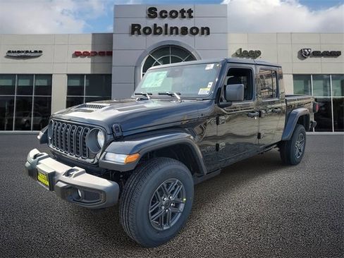 New 2026 Jeep Gladiator Sport image 2