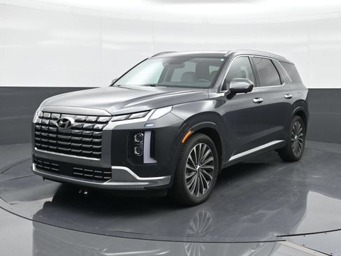 Certified 2023 Hyundai Palisade Calligraphy w/ Cargo Package FWD image 1
