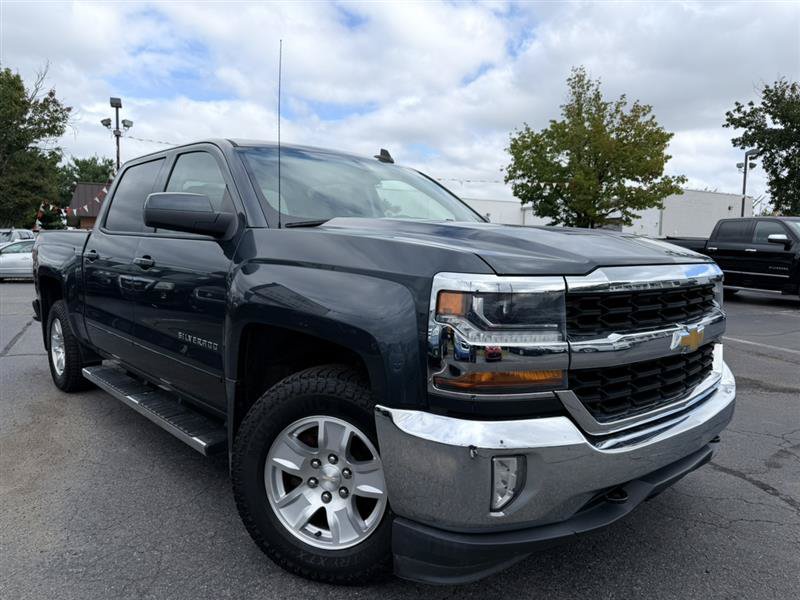 Used 2017 Chevrolet Silverado 1500 LT w/ All Star Edition AWD/4WD image 2