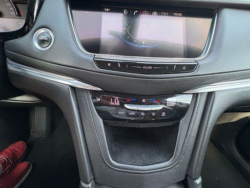 Used 2017 Cadillac XT5 Luxury FWD image 20