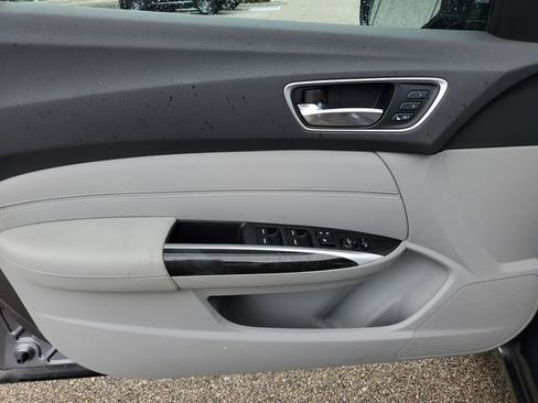Used 2020 Acura TLX image 21