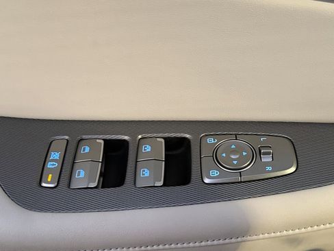 Used 2021 Hyundai Palisade Limited image 15