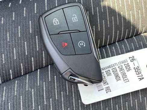 Used 2026 Chevrolet Equinox LT FWD image 20