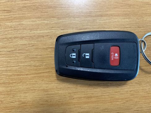 Used 2024 Toyota 4Runner Limited image 37