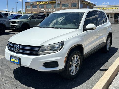 Used 2017 Volkswagen Tiguan Limited w/ Alloy Wheels Package AWD/4WD image 7