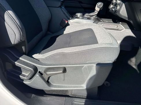 Used 2025 Ford Bronco Big Bend image 15