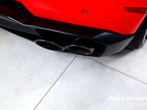 Used 2016 Lamborghini Huracan LP 580-2 RWD image 32