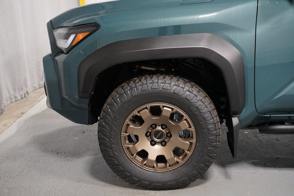 New 2026 Toyota 4Runner Trailhunter AWD/4WD image 5