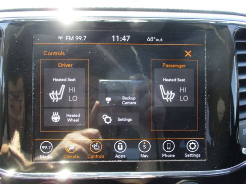 Used 2022 Jeep Grand Cherokee Laredo X image 22