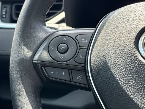 Used 2024 Toyota RAV4 XLE Premium FWD image 28