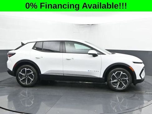 New 2026 Chevrolet Equinox EV LT image 9