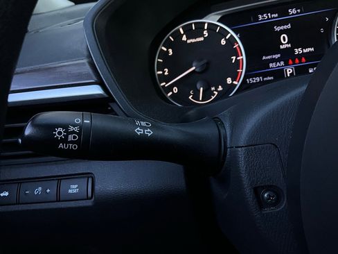 Used 2025 Nissan Altima 2.5 SV image 34