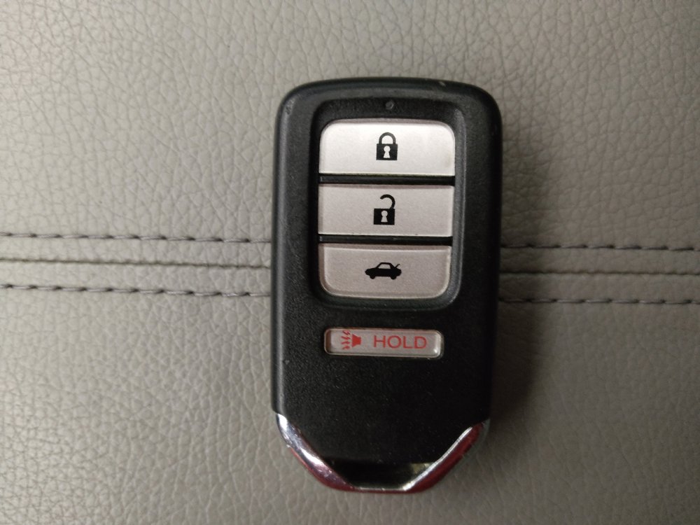 Used 2015 Honda Accord EX image 32