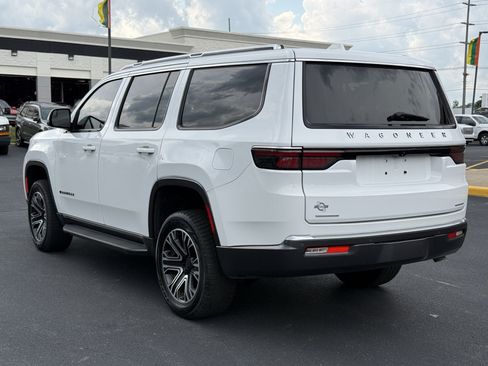 Used 2022 Jeep Wagoneer Series III w/ Flexible Seating Group AWD/4WD image 6