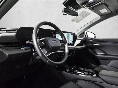 Certified 2025 Audi Q6 e-tron Premium Plus AWD/4WD image 10