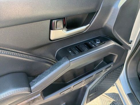 Used 2024 Toyota Tacoma Limited w/ Limited Package (LT) AWD/4WD image 21