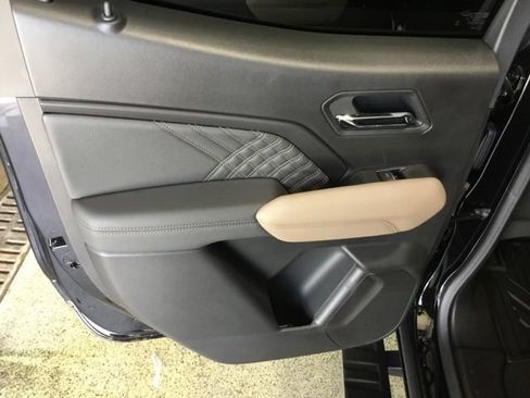 New 2026 GMC Canyon Denali AWD/4WD image 41