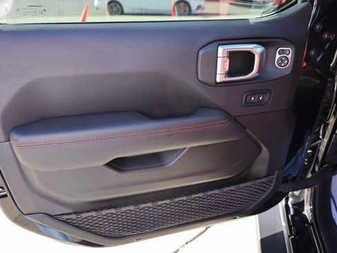 Used 2023 Jeep Wrangler Unlimited Rubicon 392 image 10