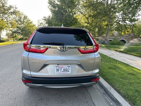 Used 2018 Honda CR-V EX image 4