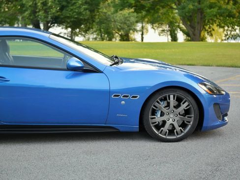 Used 2013 Maserati GranTurismo MC RWD image 17