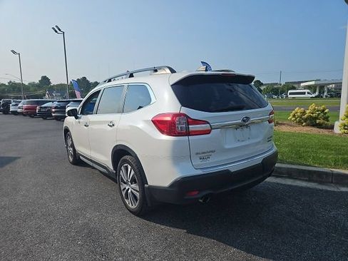 Used 2019 Subaru Ascent Touring w/ Popular Package #3 AWD/4WD image 2