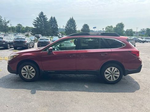 Used 2018 Subaru Outback 2.5i Premium AWD/4WD image 7