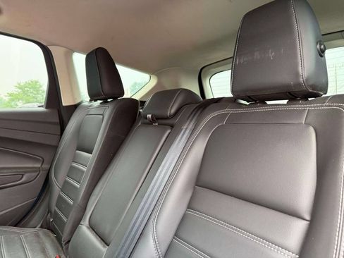 Used 2019 Ford Escape SEL AWD/4WD image 10