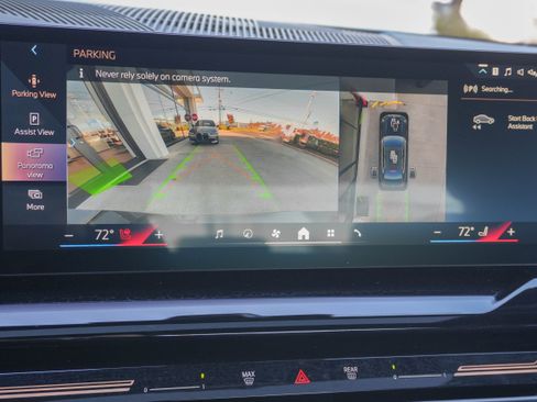 Certified 2025 BMW 530i xDrive w/ Premium Package image 25