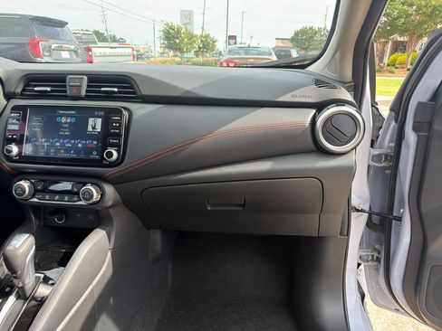 Used 2025 Nissan Versa SR w/ Trunk Package FWD image 34