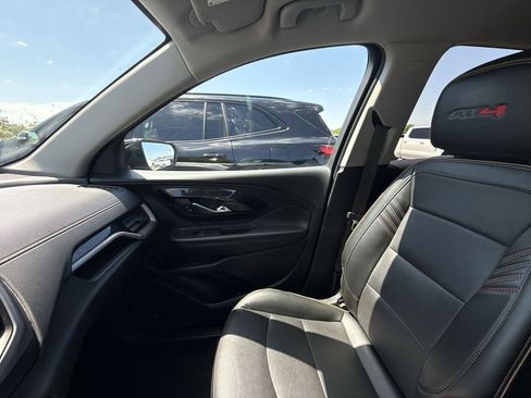 Certified 2024 GMC Terrain AT4 w/ Infotainment Package II AWD/4WD image 26