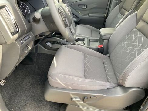 New 2026 Nissan Frontier SV image 10