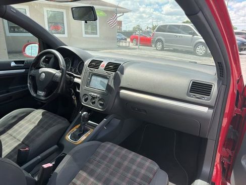 Used 2009 Volkswagen GTI 2-Door FWD image 11