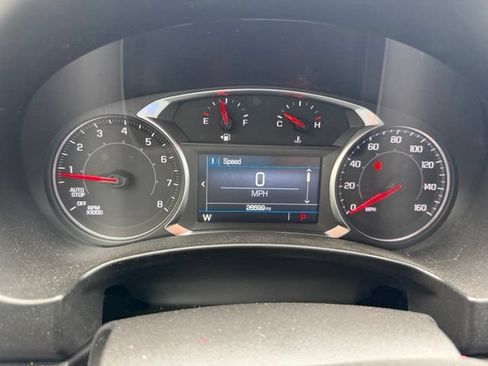 Used 2024 GMC Terrain SLE FWD image 11