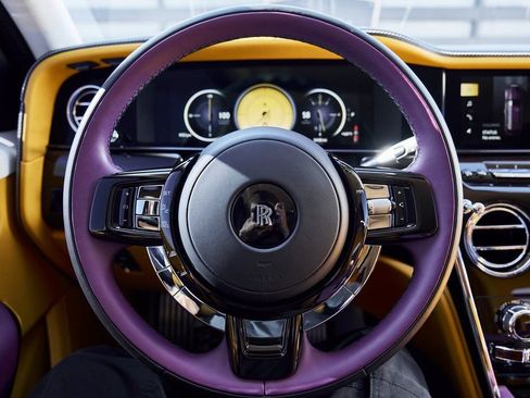 Used 2025 Rolls-Royce Cullinan image 62