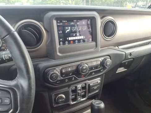 Used 2020 Jeep Gladiator Sport w/ Quick Order Package 24S AWD/4WD image 12