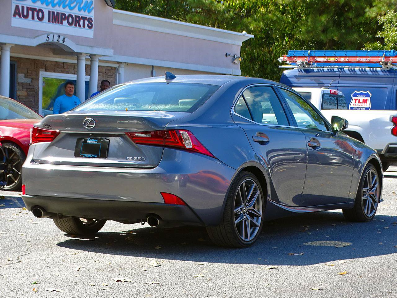 Used 2014 Lexus IS 250 w/ F-Sport Package RWD image 11