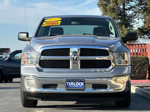 Used 2022 RAM 1500 Classic SLT image 10