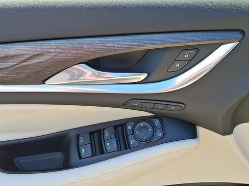 Certified 2023 Buick Enclave Avenir w/ Avenir Technology Package AWD/4WD image 22