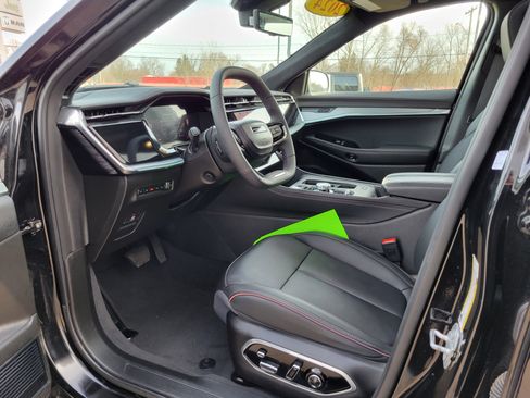 Used 2024 Jeep Wagoneer Launch Edition image 19