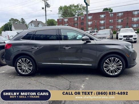 Used 2017 Lincoln MKX Reserve w/ Lincoln MKX Climate Package AWD/4WD image 4