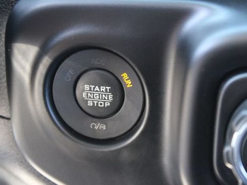 Used 2023 Jeep Wrangler Unlimited Sahara w/ Cold Weather Group AWD/4WD image 22