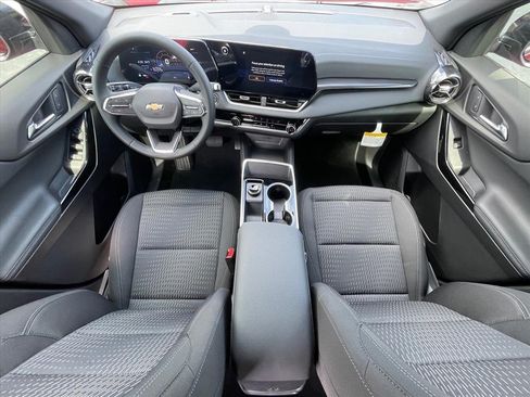 New 2026 Chevrolet Equinox LT FWD image 10