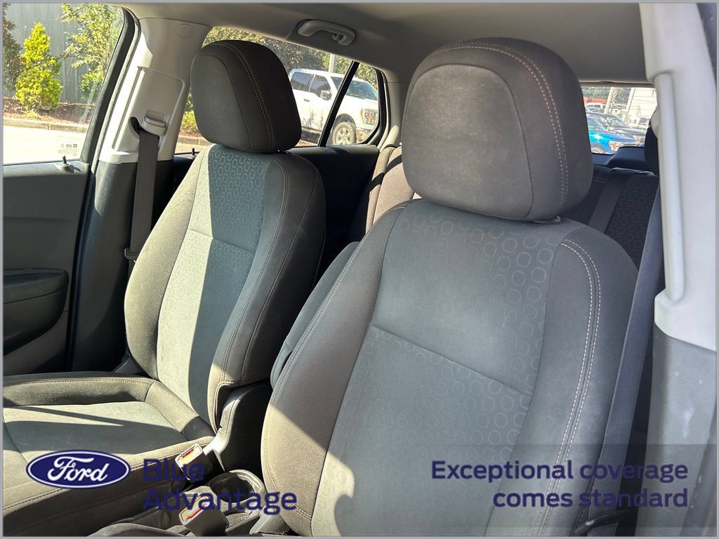 Used 2021 Chevrolet Trax LS w/ Tint and Cruise Package AWD/4WD image 11