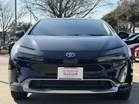 Used 2026 Toyota Prius Plug-In Hybrid FWD image 8