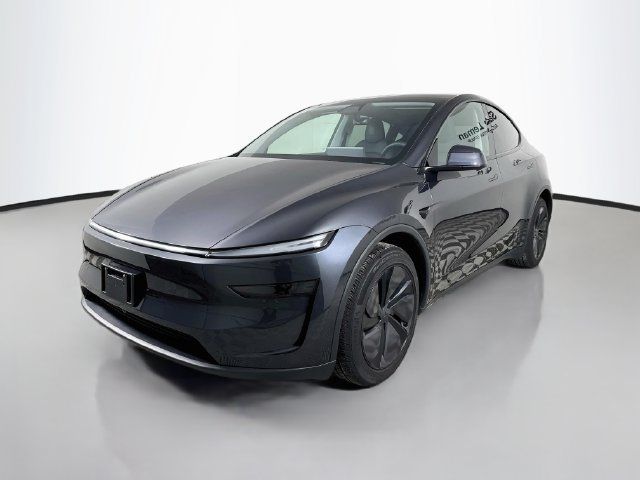 Used 2026 Tesla Model Y AWD image 3