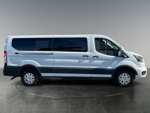 Used 2023 Ford Transit 350 XLT RWD image 5